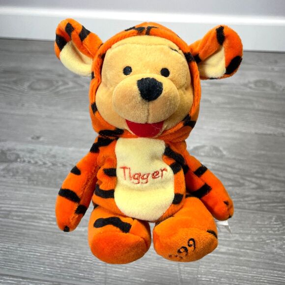 Vintage 1999 Winnie the Pooh Dress Up Tigger Beanbag Plush Tiger Orange Stripes - Picture 1 of 7